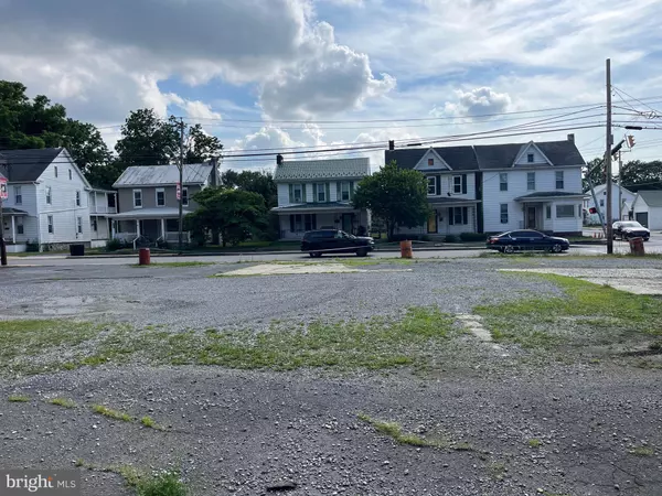 101 S FAYETTE ST, Shippensburg, PA 17257