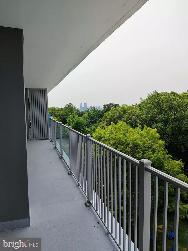 Philadelphia, PA 19131,3900 FORD RD #10H