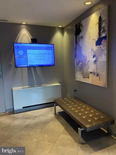 Baltimore, MD 21218,1 E UNIVERSITY PKWY #304