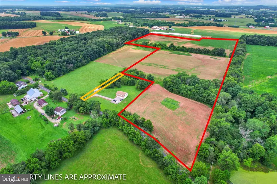 76 KOHLER SCHOOL RD, New Oxford, PA 17350