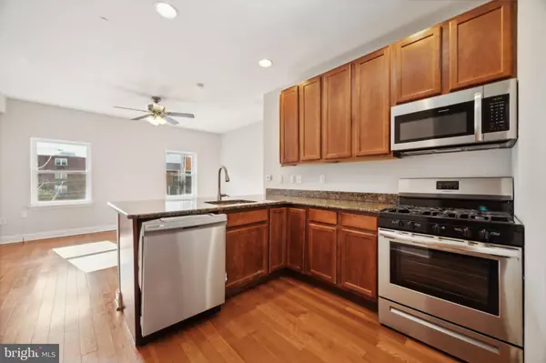Philadelphia, PA 19123,1009 MOUNT VERNON ST