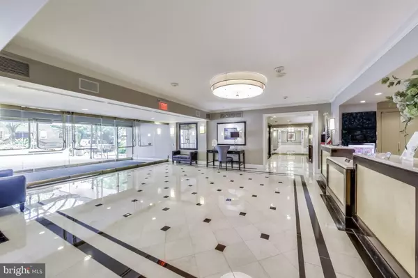 Chevy Chase, MD 20815,4601 N PARK AVE #902-B