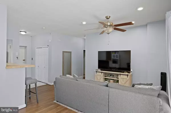 Cherry Hill, NJ 08002,111 CHESTNUT ST #113