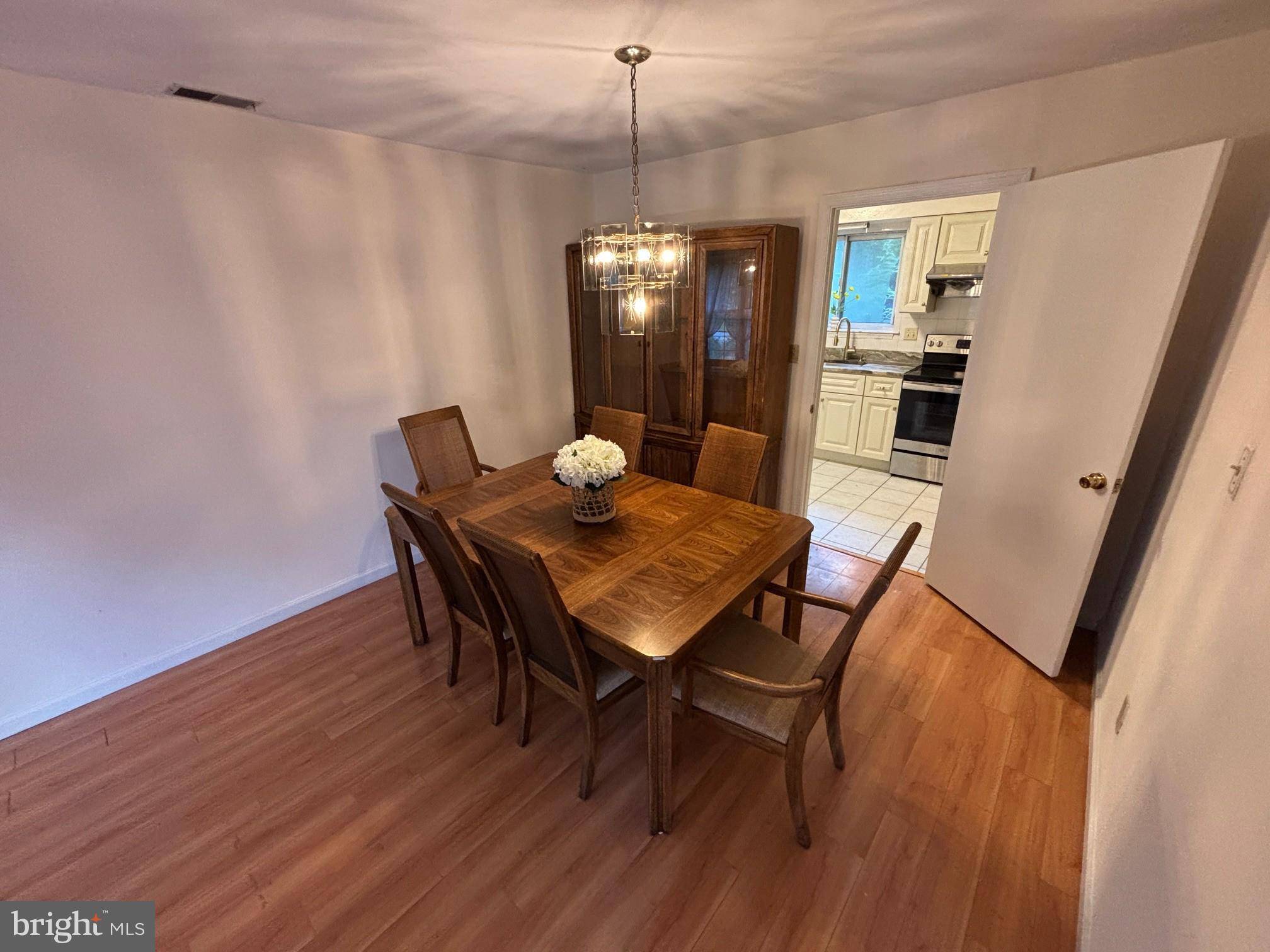 Norfolk, VA 23503,125 W BAY AVE W