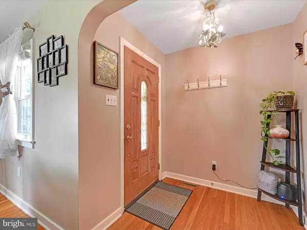 Lancaster, PA 17602,13 PLEASANT DR