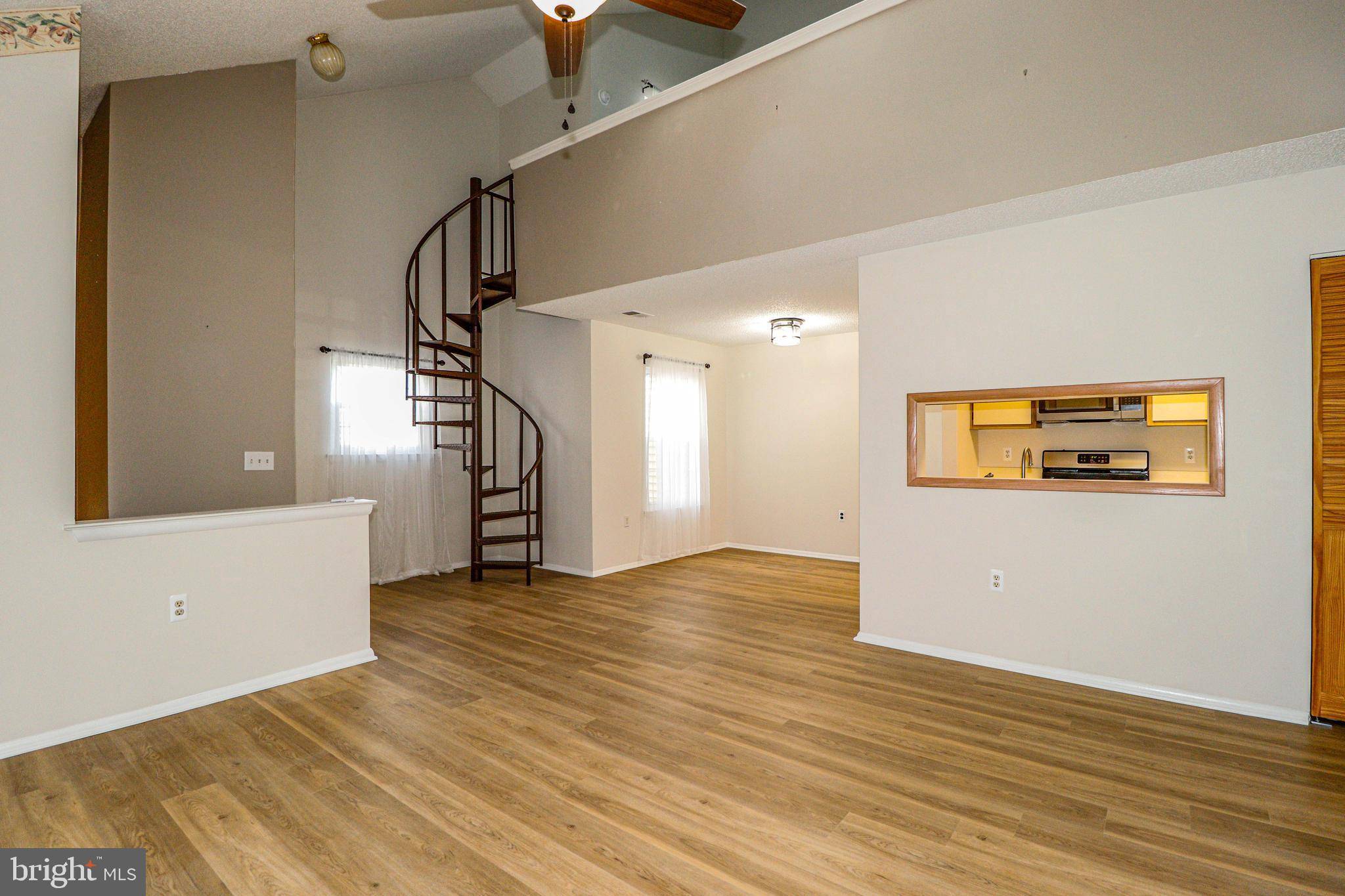 Jackson, NJ 08527,707 IVY CT