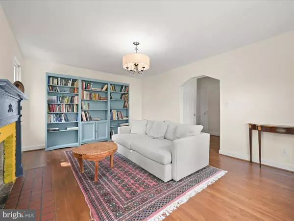 Takoma Park, MD 20912,1011 HOPEWELL AVE