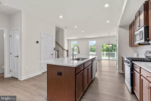 Mount Laurel, NJ 08054,60 ROSEMARY WAY