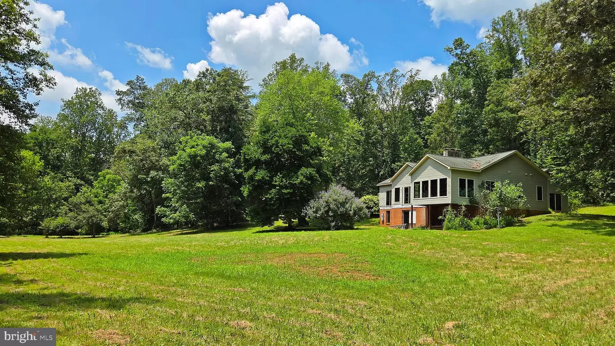 Warrenton, VA 20186,7296 BURKE LN