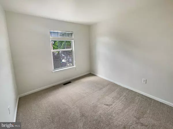 Herndon, VA 20171,13123 COPPER BROOK WAY