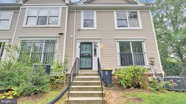 Hyattsville, MD 20784,3505 LUPINE CT #1F