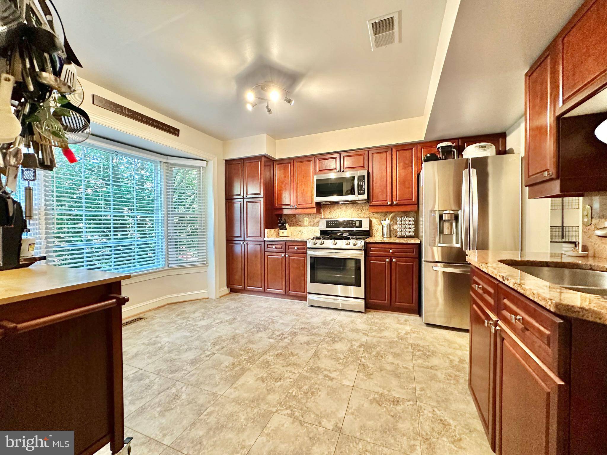 Springfield, VA 22150,6539 MILVA LN