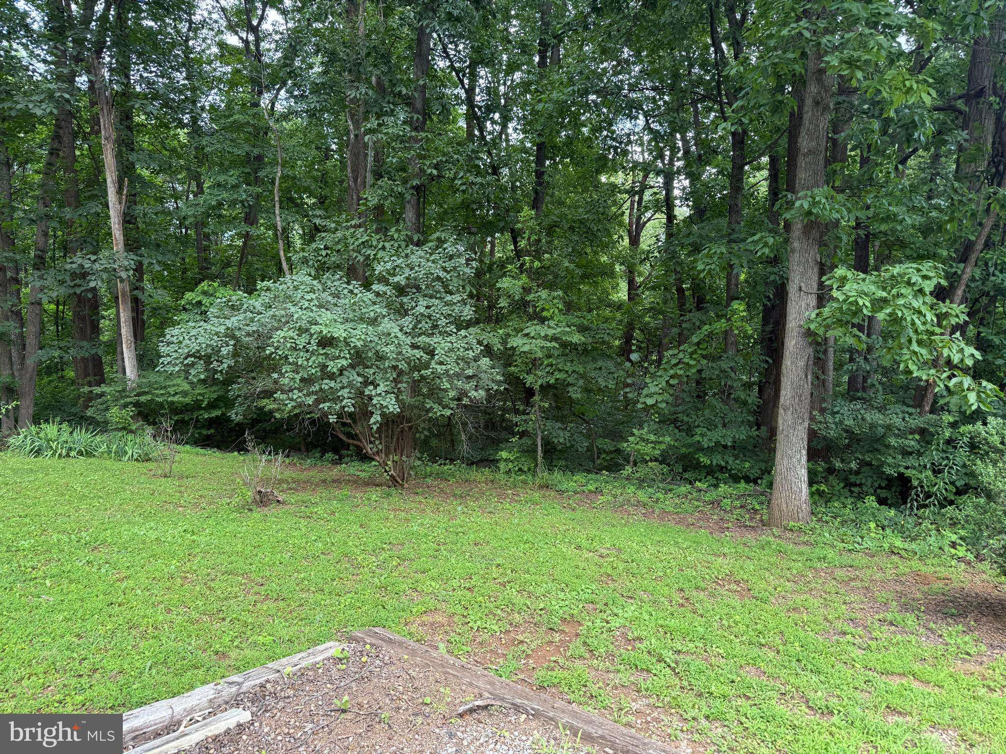 Chester Gap, VA 22623,112 HIGHLAND WAY