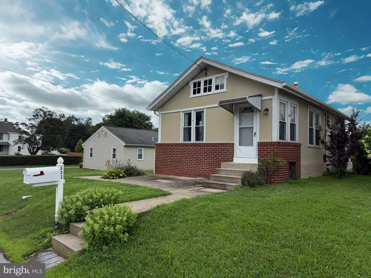 Royersford, PA 19468,332 GAY ST