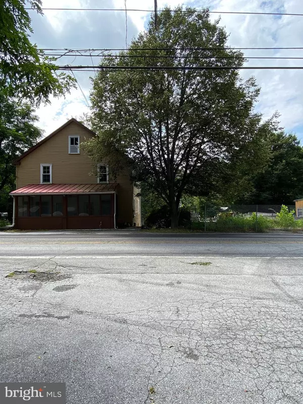 Coatesville, PA 19320,2094 STRASBURG RD