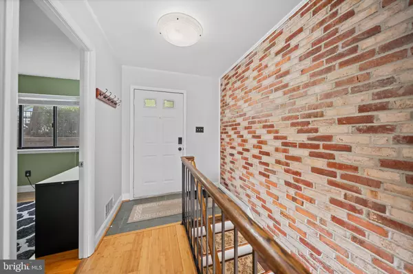 Falls Church, VA 22041,3895-B STEPPES CT #3895B