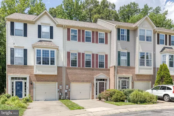 Odenton, MD 21113,2304 SANDY WALK WAY