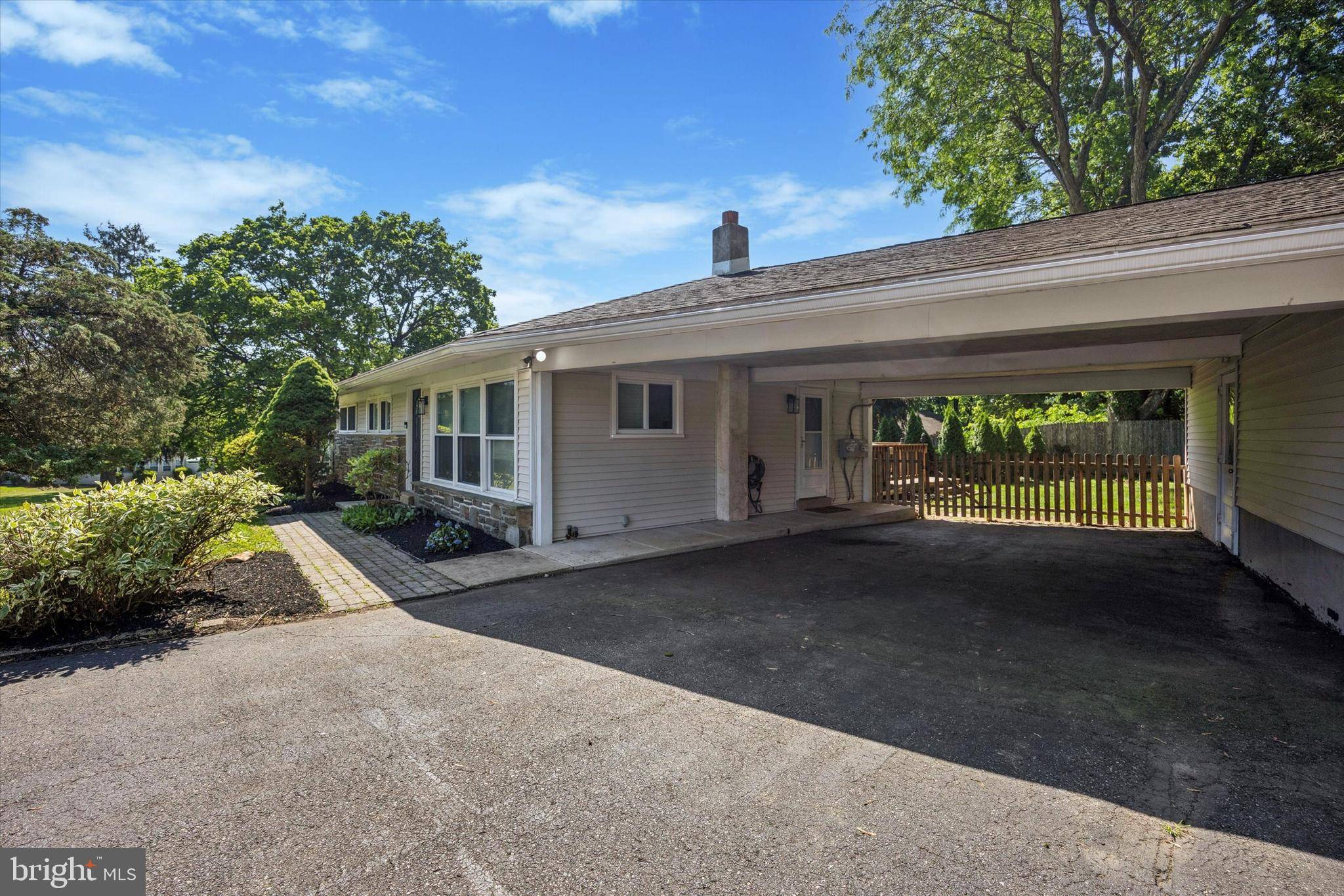 Media, PA 19063,4 RIDDLEWOOD DR