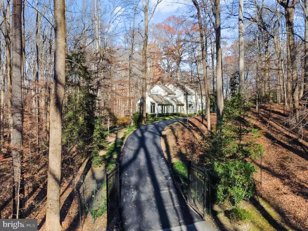 Great Falls, VA 22066,255 JEFFERY LN