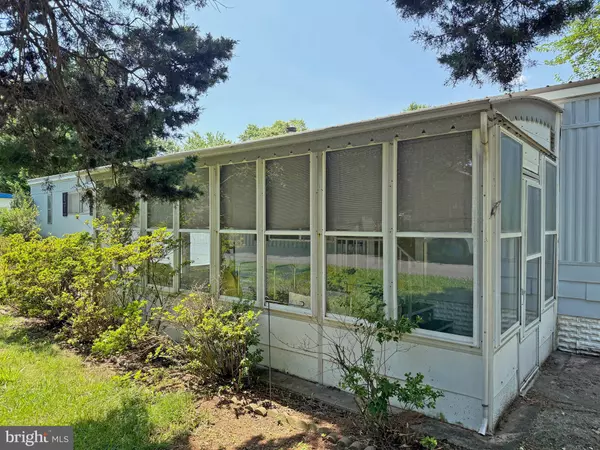 Rehoboth Beach, DE 19971,36106 PALACE LN #67