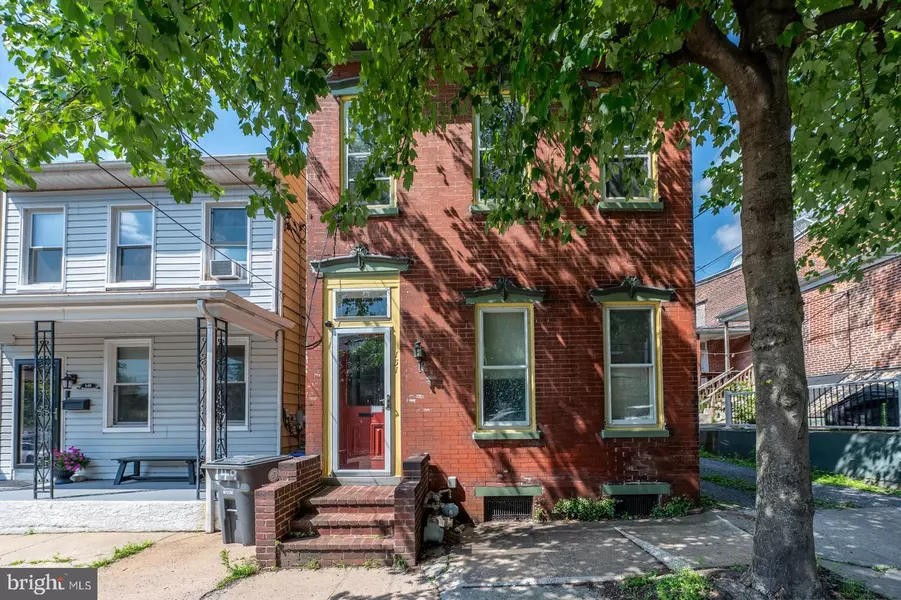 151 CHESTNUT ST, Pottstown, PA 19464