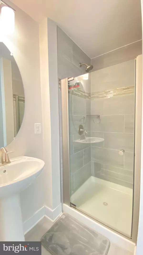 Gaithersburg, MD 20878,115 JOHNSON MEADOW ST