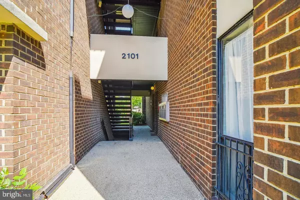 Silver Spring, MD 20902,2101 WALSH VIEW TER #17-103