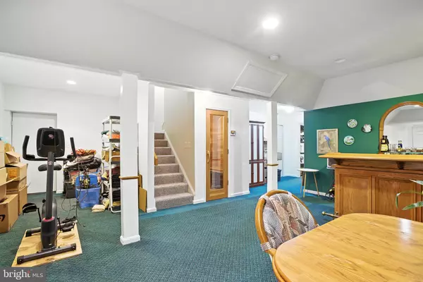 Annapolis, MD 21401,2942 WINTERS CHASE WAY