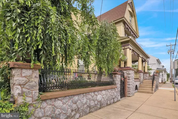 Manheim, PA 17545,140 S CHARLOTTE ST