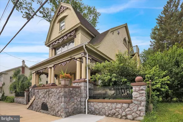 Manheim, PA 17545,140 S CHARLOTTE ST