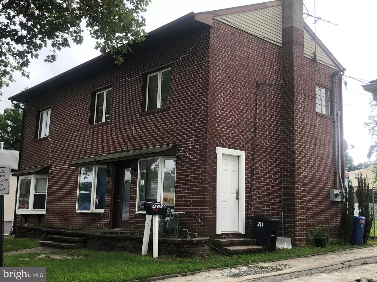 Vineland, NJ 08360,211 W LANDIS AVE