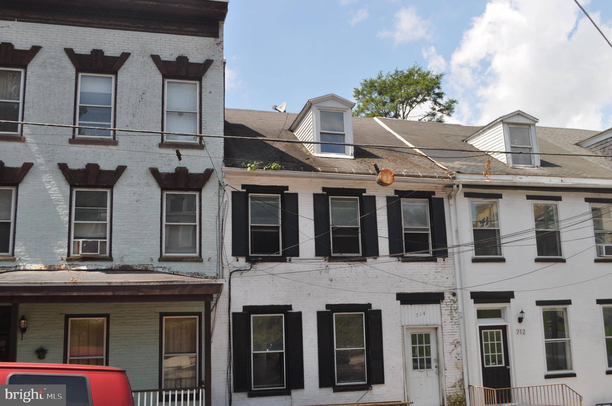 Pottsville, PA 17901,714 MAHANTONGO ST