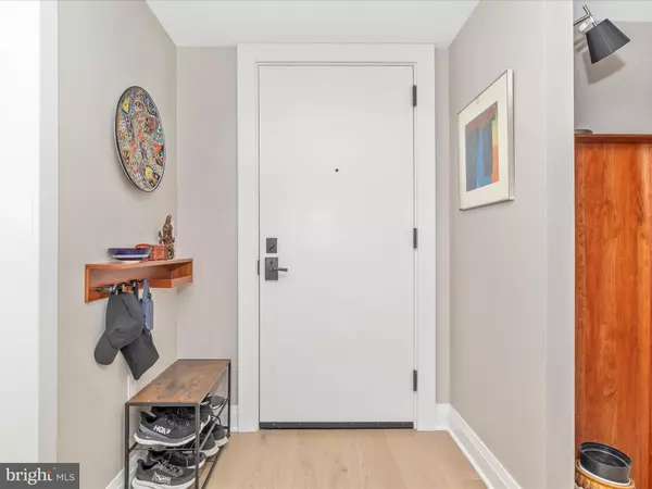 Alexandria, VA 22314,925 N FAIRFAX ST #405