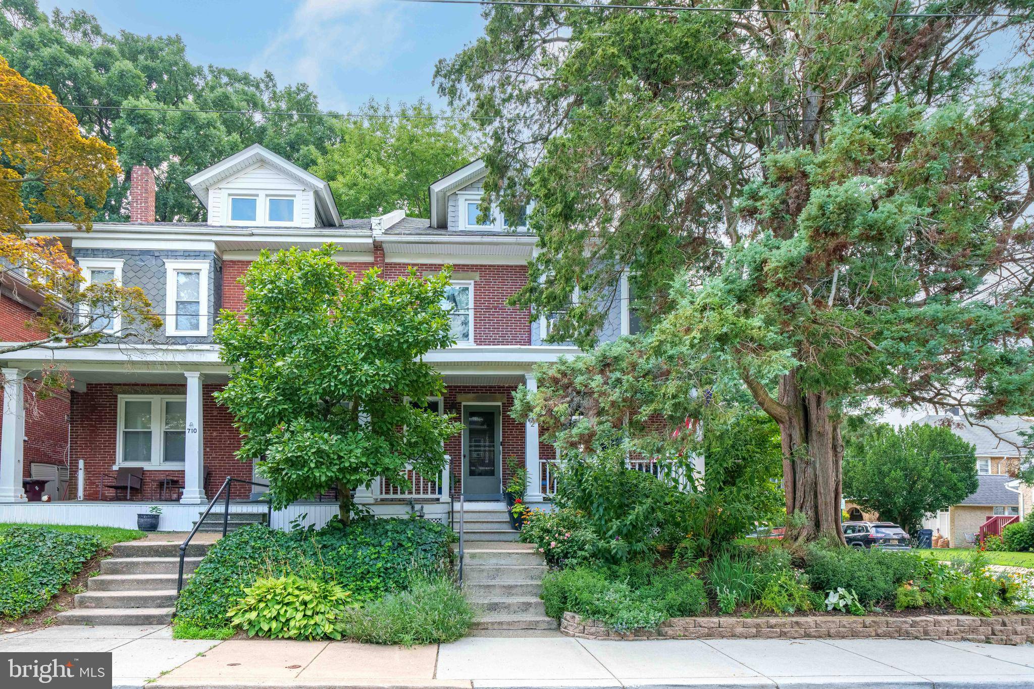 Wilmington, DE 19802,712 W TWENTY SECOND ST