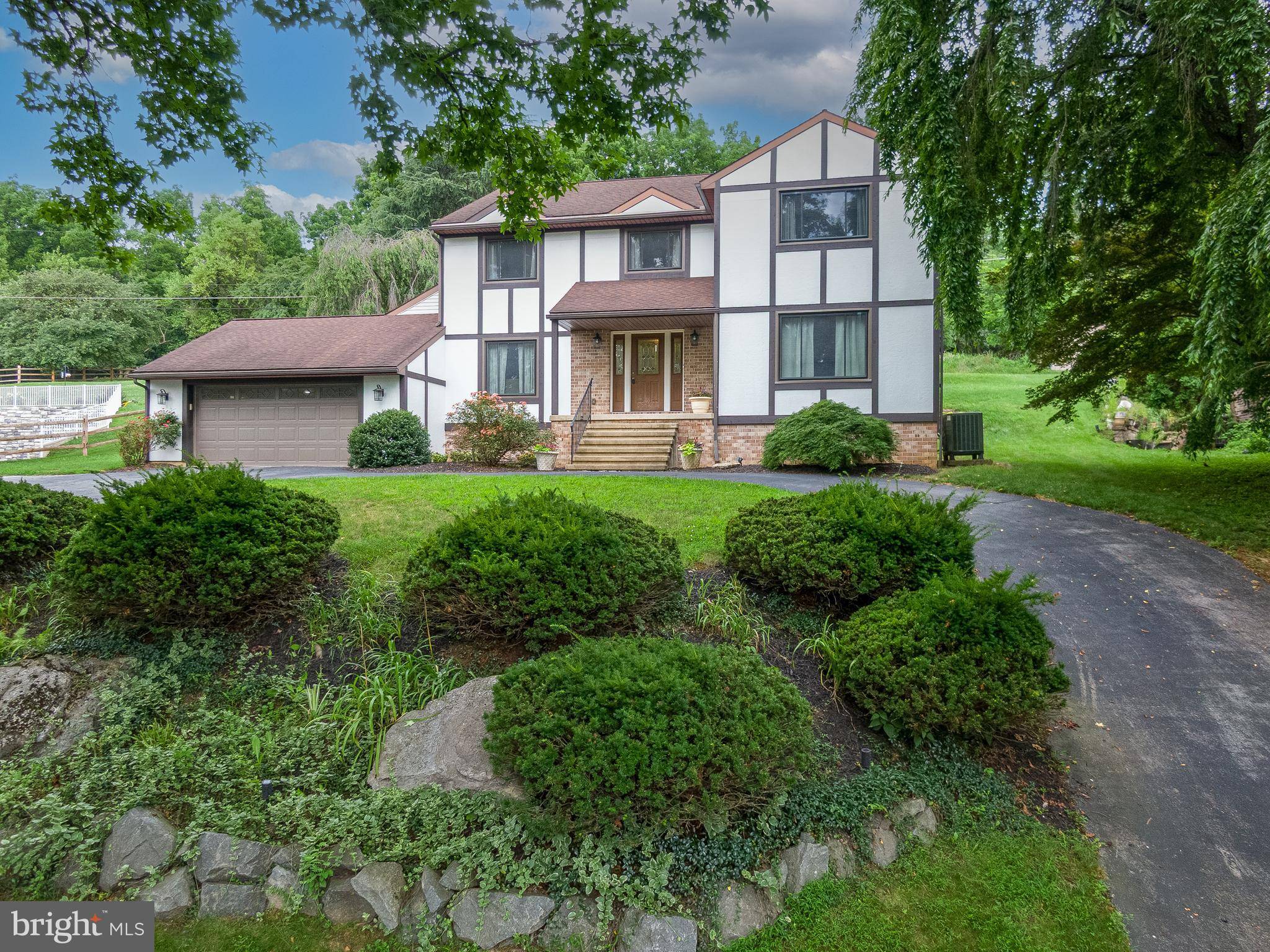Wyomissing, PA 19610,1841 LINCOLN AVE