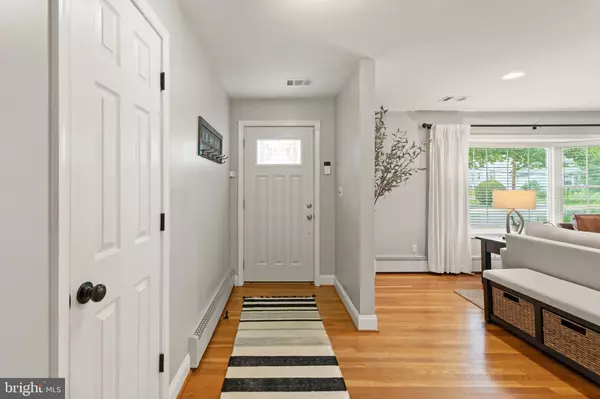 Arlington, VA 22213,6754 26TH ST N