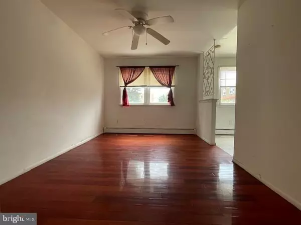 Philadelphia, PA 19114,10201 N CANTERBURY RD