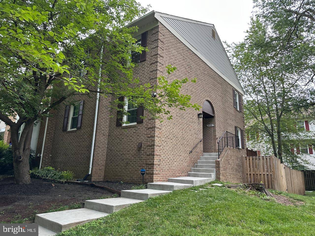 Alexandria, VA 22310,6028 CROWN ROYAL CIR