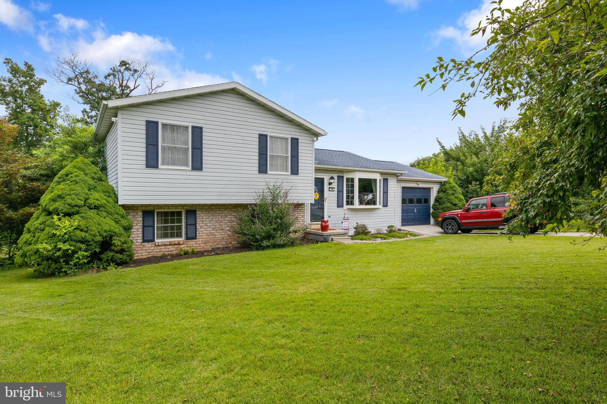 Hanover, PA 17331,42 ARLENE DR