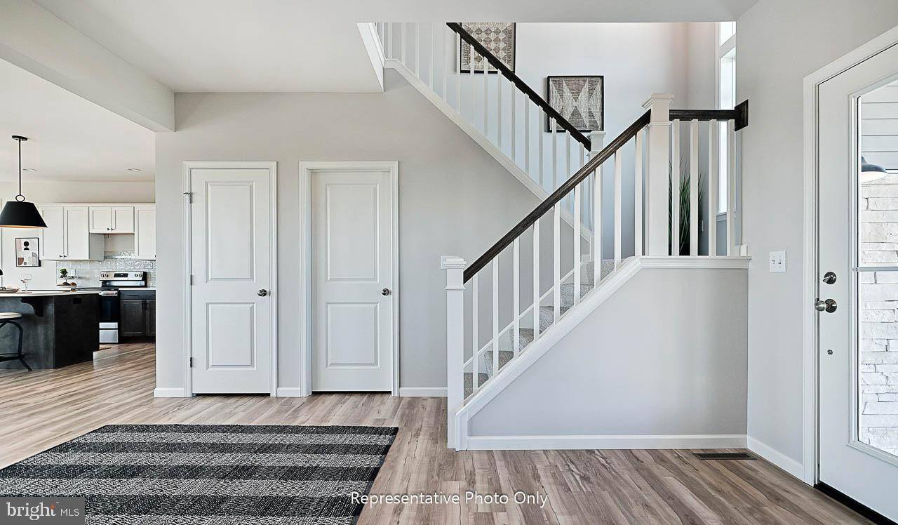 Mechanicsburg, PA 17050,104 NOTTING HILL CT