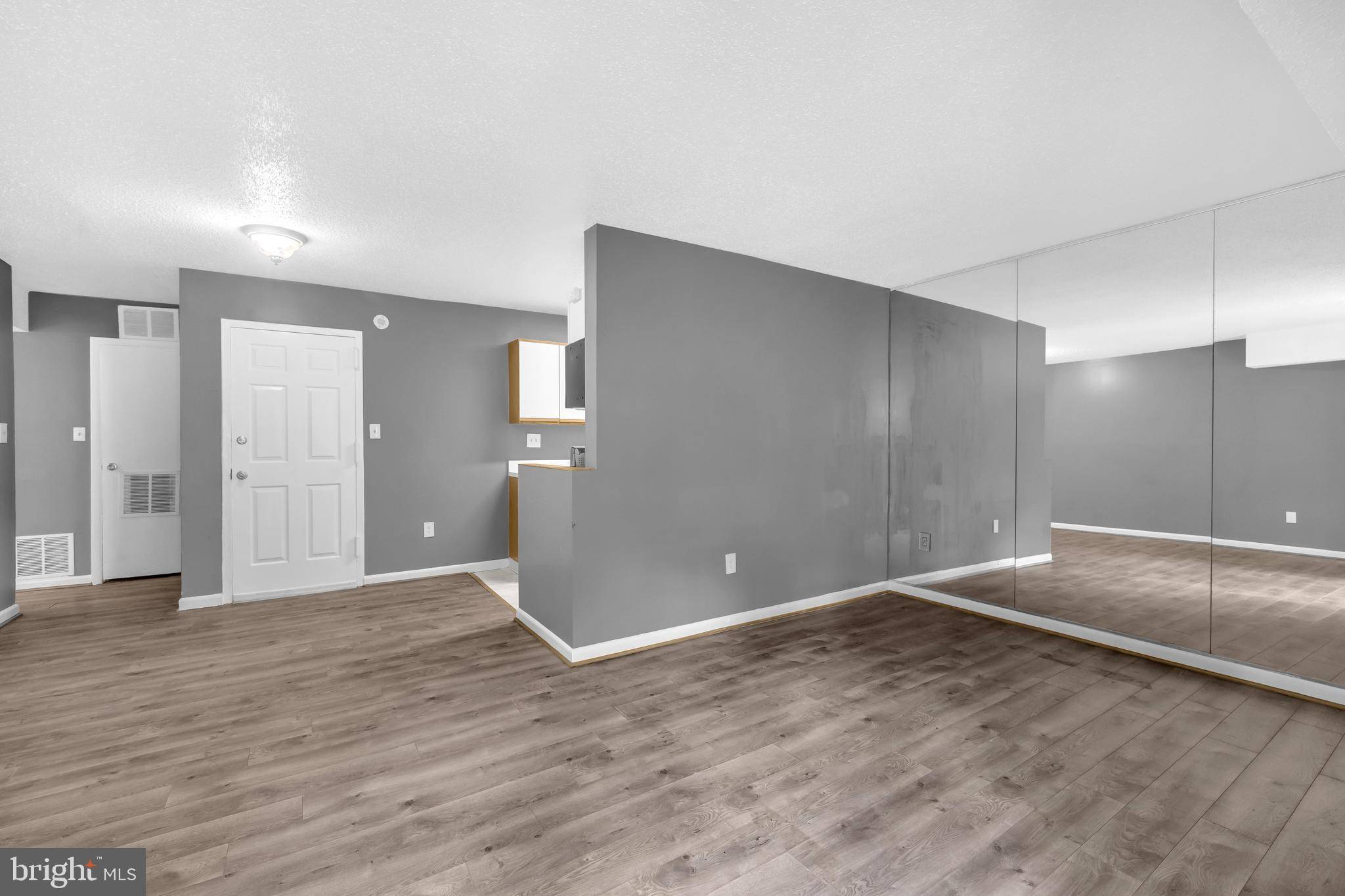 Temple Hills, MD 20748,3011 SOUTHERN AVE #14