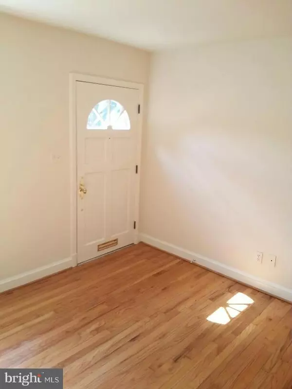 Kensington, MD 20895,10400 PARKWOOD DR