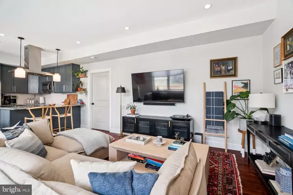 Philadelphia, PA 19130,714-24 N CHADWICK ST #1