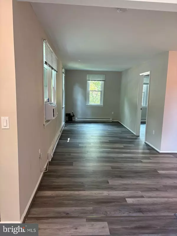 Yardley, PA 19067,147 S MAIN ST #7