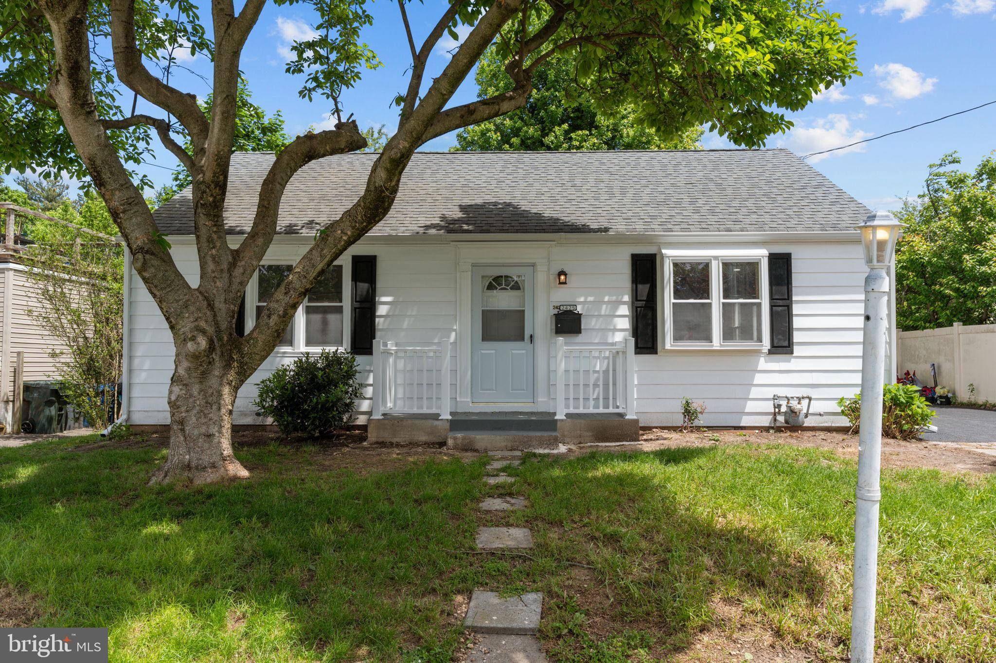 Abington, PA 19001,2425 AVONDALE AVE