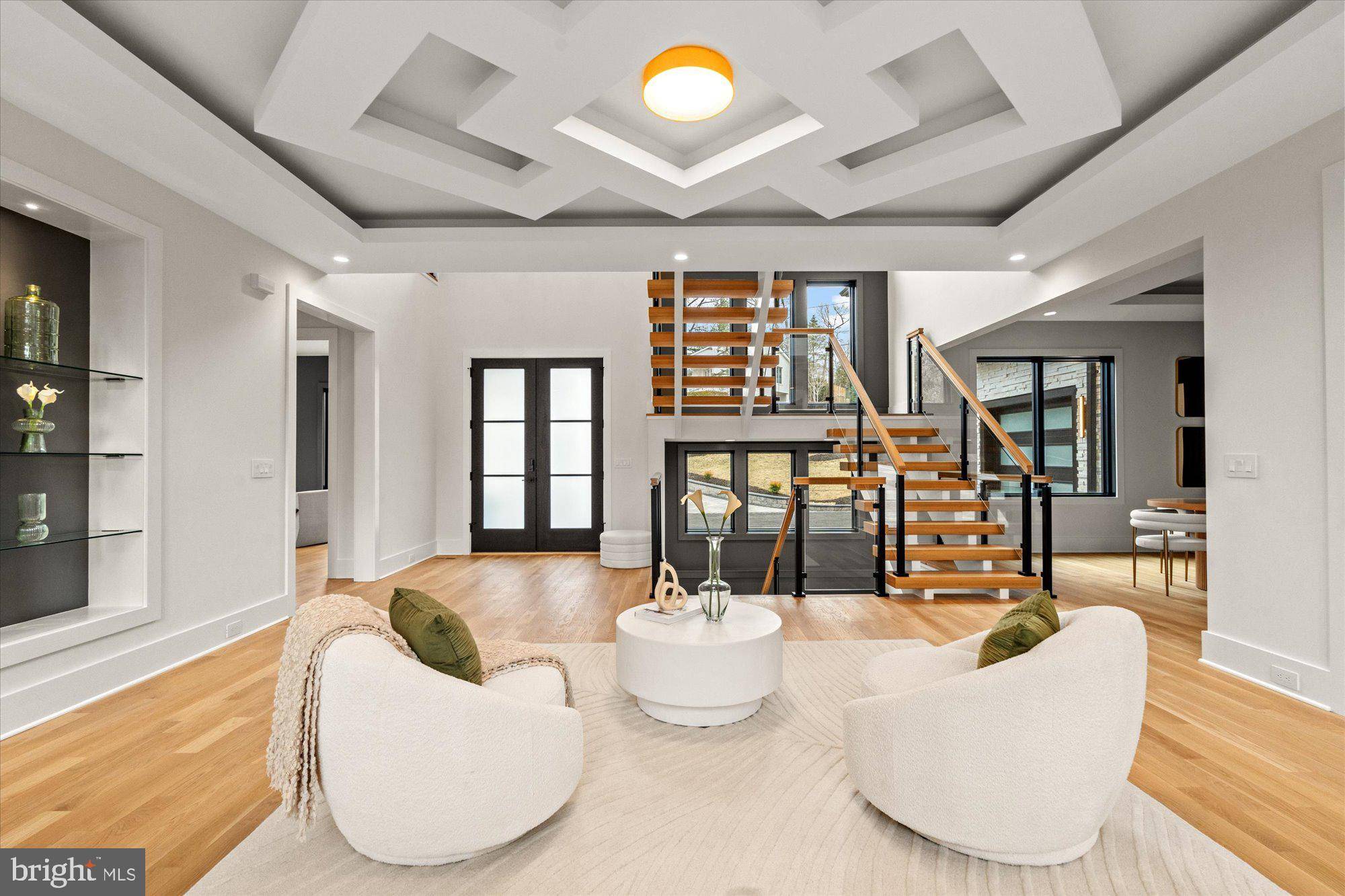 Mclean, VA 22101,1428 WAGGAMAN CIR