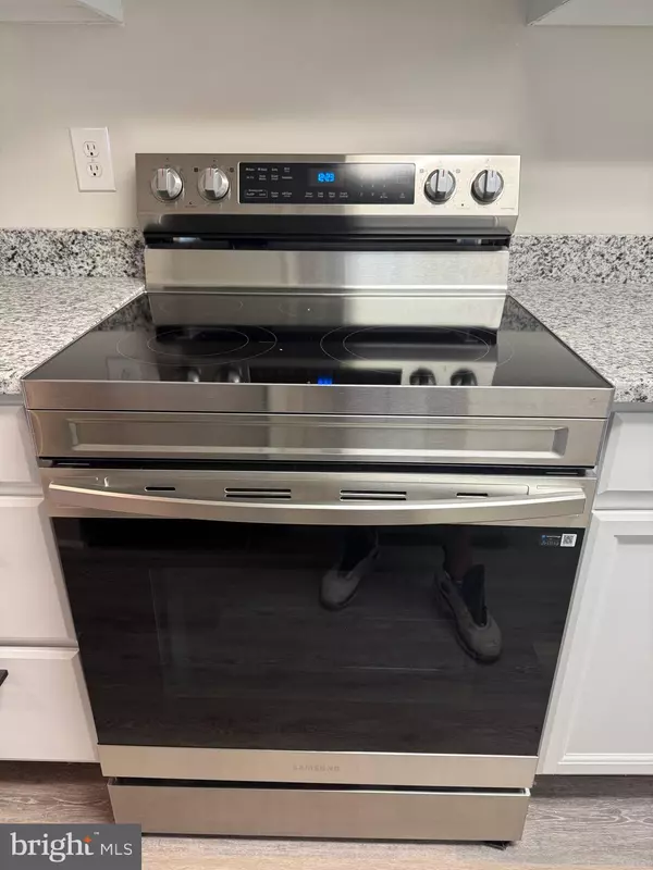 Elkton, MD 21921,132 HUNTSMAN DR