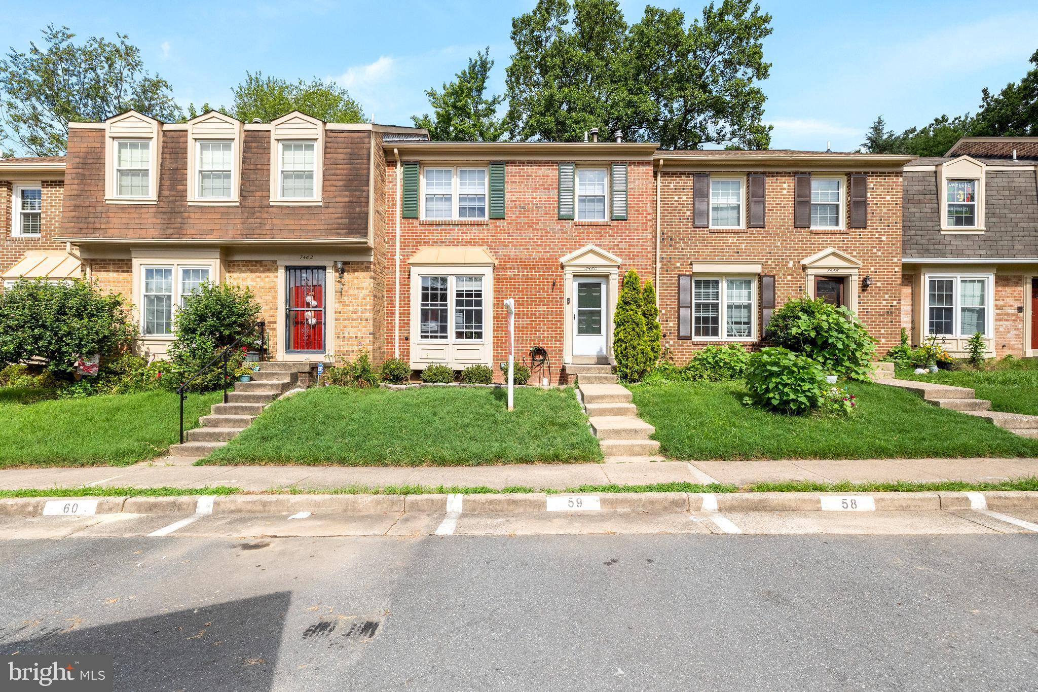 7460 FOUNTAIN HEAD DR, Annandale, VA 22003