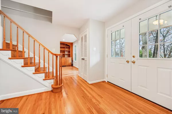 Potomac, MD 20854,8212 KILLEAN WAY