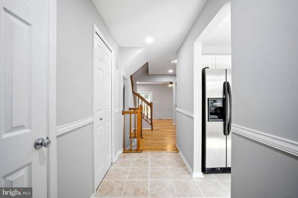 Centreville, VA 20120,14432 SALISBURY PLAIN CT